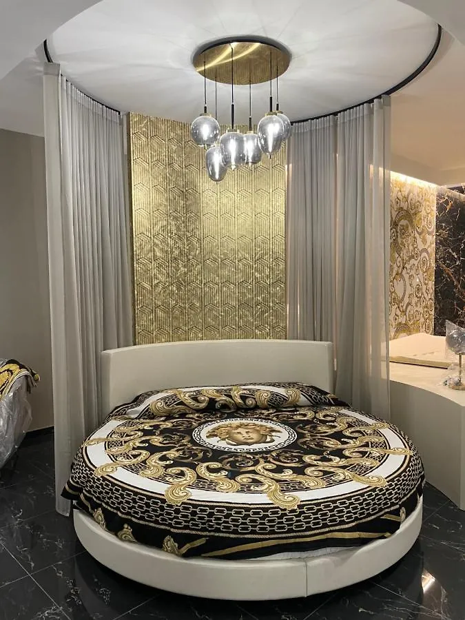 Versace Luxury Room Corleone Resort