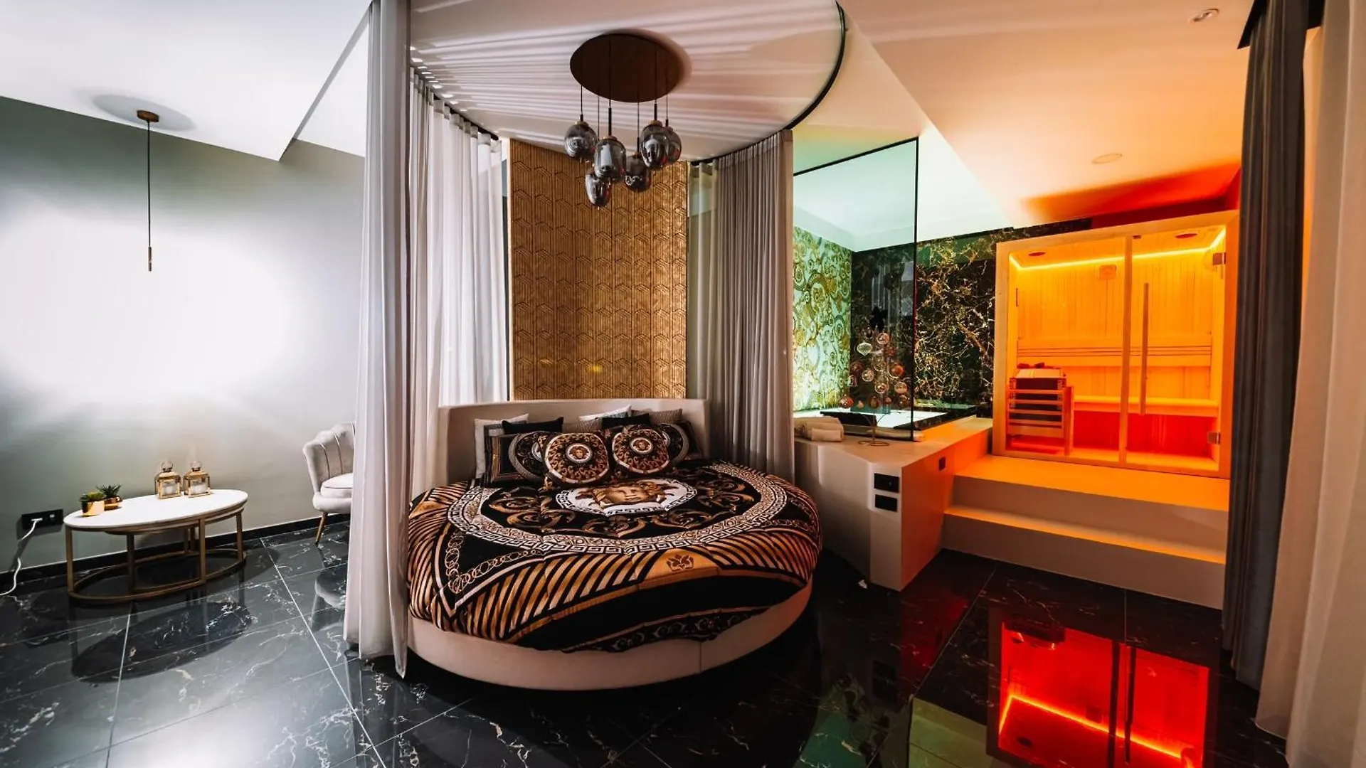 Versace Luxury Room Corleone
