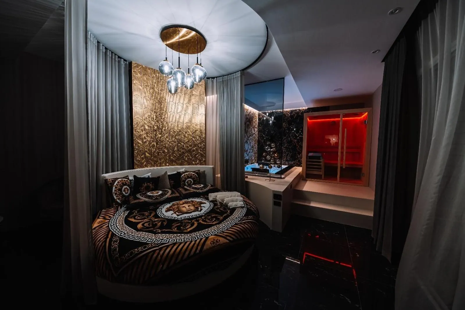 Versace Luxury Room Corleone 0*,  Italy