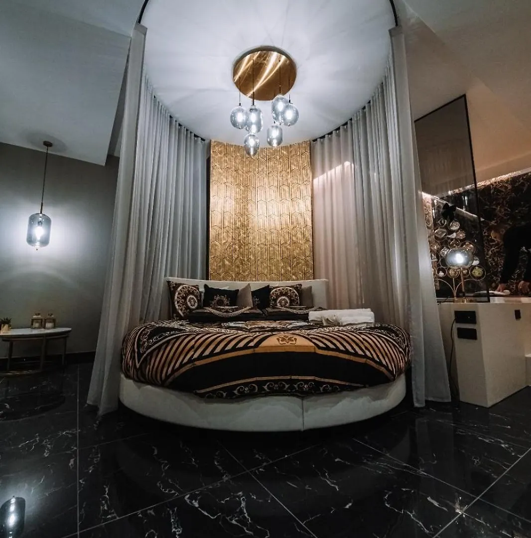 Resort Versace Luxury Room Corleone